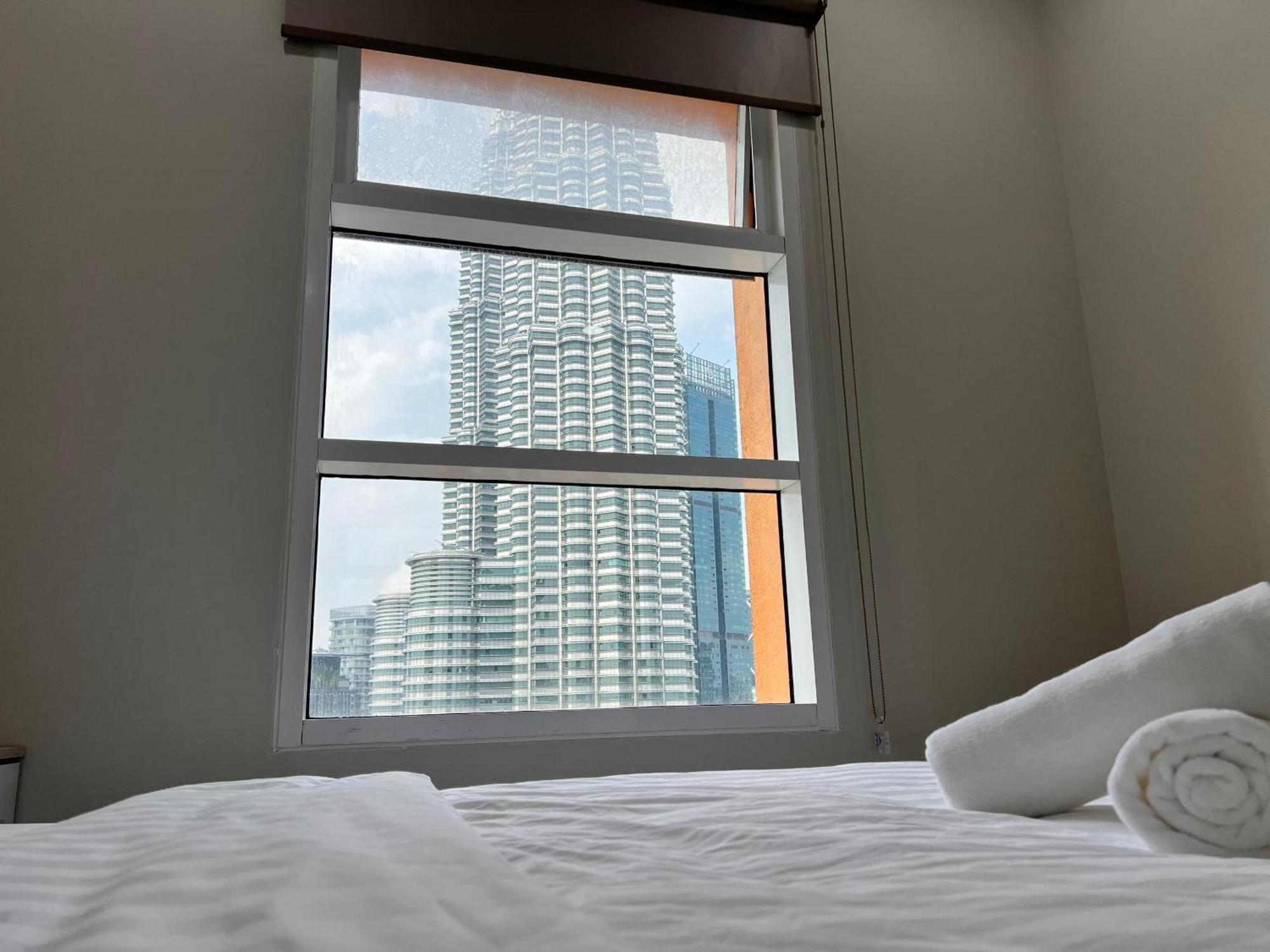 Sky Suites At Klcc By Mitstay Kuala Lumpur Buitenkant foto