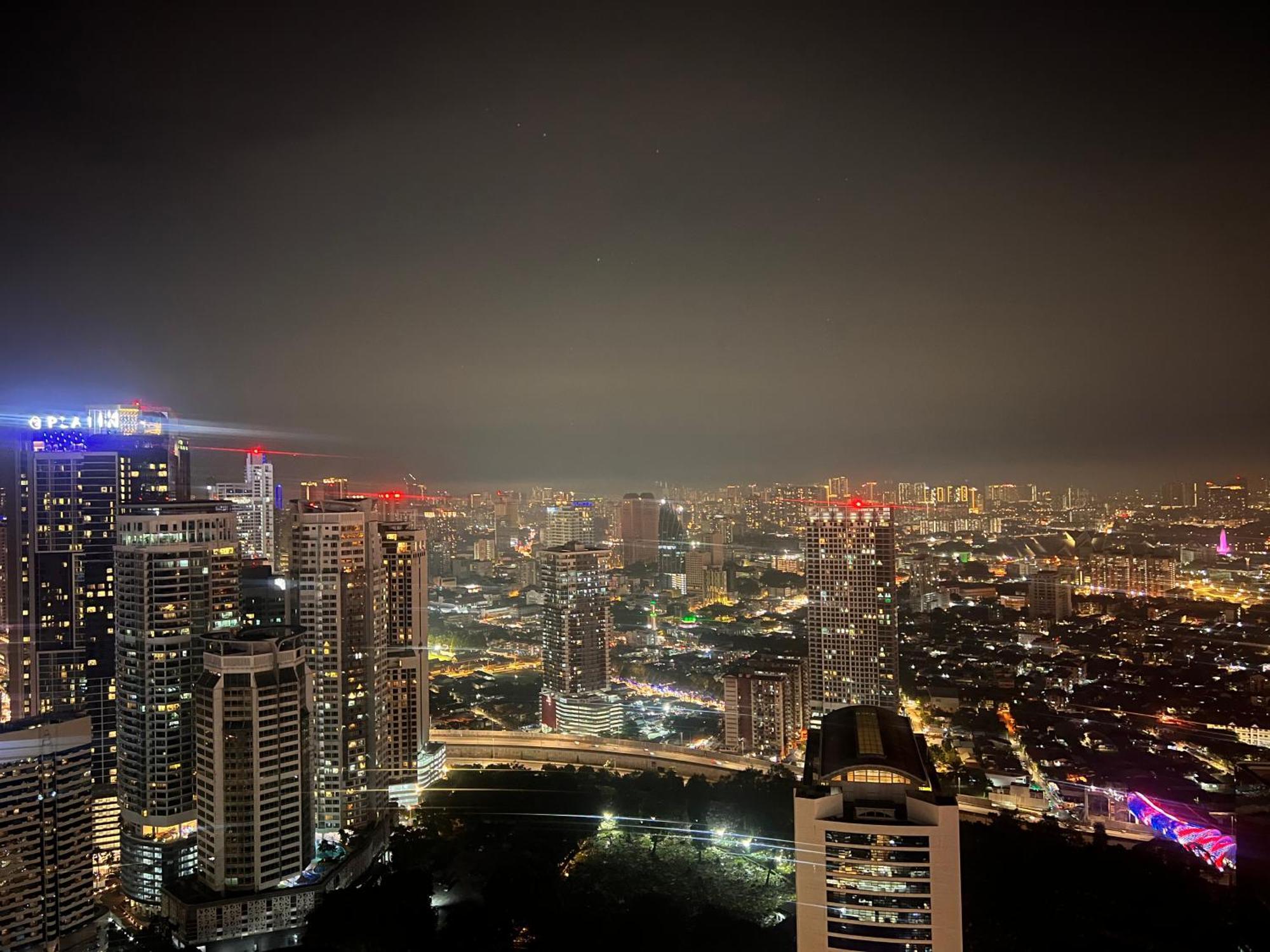 Sky Suites At Klcc By Mitstay Kuala Lumpur Buitenkant foto