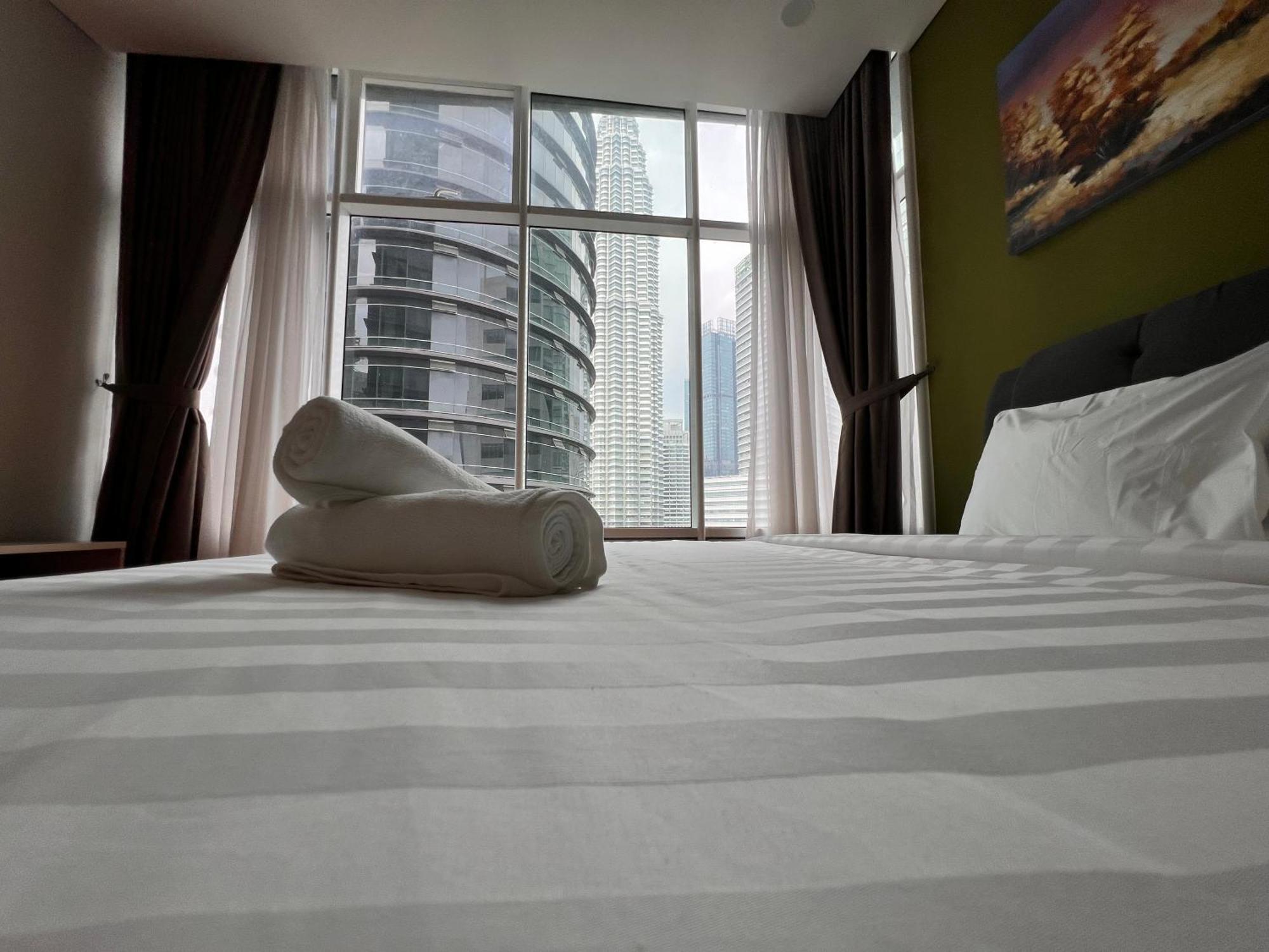 Sky Suites At Klcc By Mitstay Kuala Lumpur Buitenkant foto